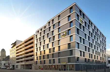 B&B Berlin-Alexanderplatz - 0