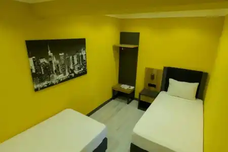 Roy Otel Akçay - 105