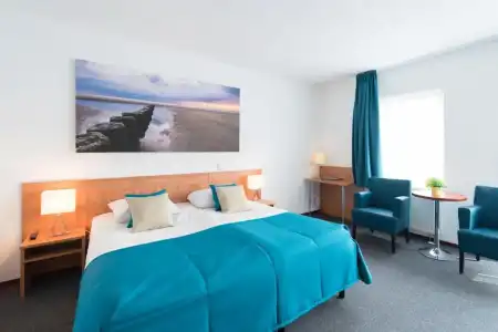 Hotel - 48