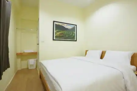 INTERest POSHTEL - 13