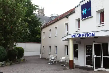 Hôtel Revotel Nancy Centre Gare et Congrès - 0