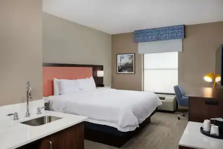 Hampton Inn Wilmington-Medical Park - 68