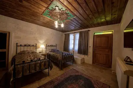 Sunak Cave - 86