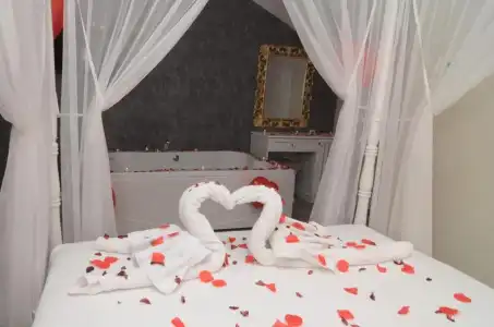 Grand Alacati Boutique - 200