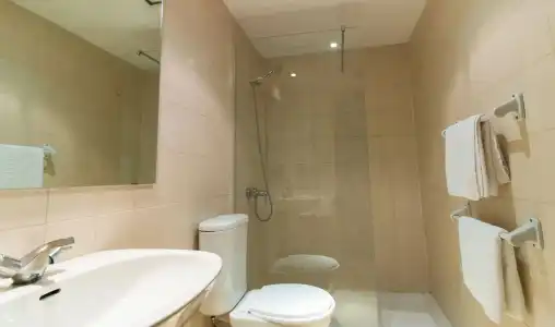 Xon's Platja Apartments - 9