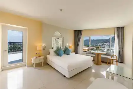 Andaman Embrace Patong - 5