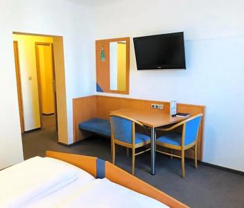 & Restaurant Europa - 18