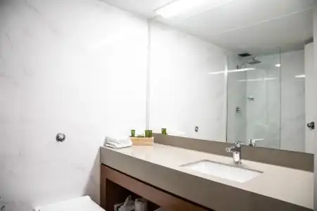 Madison Capital Executive Apartments - 92