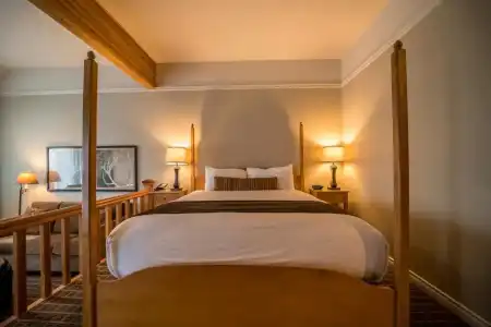 Pine Ridge Inn - 25