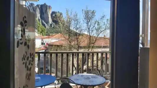 Mythos Guesthouse - 32