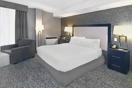 Holiday Inn Express & Suites Calgary by IHG - 22
