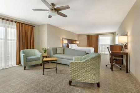 Best Western Plus Monterey Inn - 79