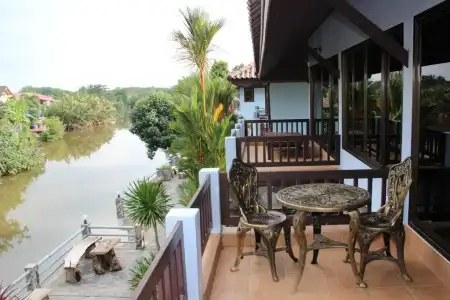 Baanrimnam Resort Trat - 52