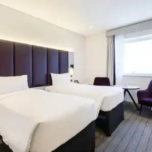 Premier Inn Dubai International Airport - 33