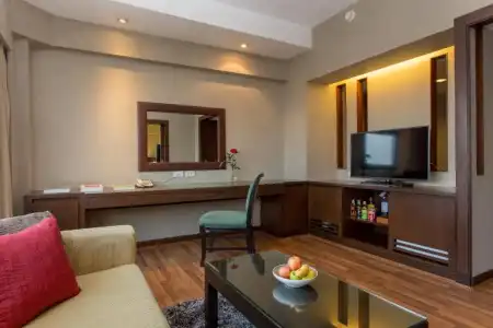 Ramada Plaza by Wyndham Bangkok Menam Riverside - 56