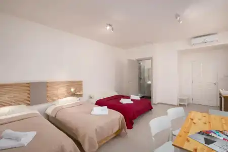 Island Guesthouse - 34