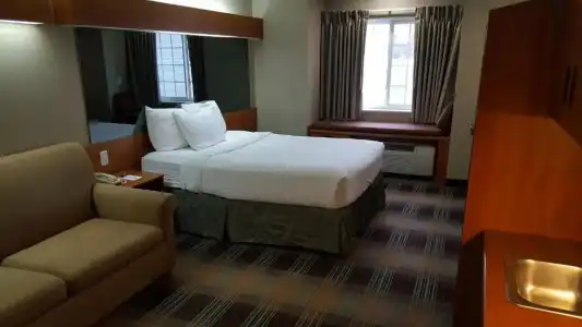 Microtel Inn & Suites by Wyndham Bozeman - 34