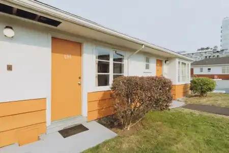 2400 Motel - 30