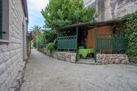 Garden Apartment - 81