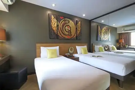 Sleep With Inn - 50
