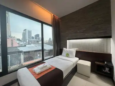 Collection O The Bangkok Airport Link Suite - 24