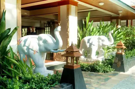 Royal Ivory Sukhumvit Nana - 49