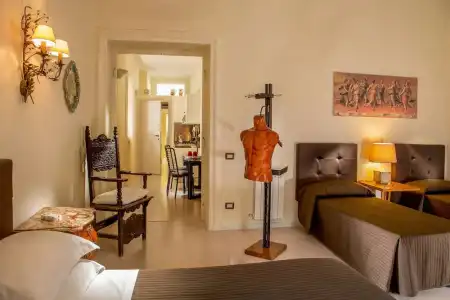Roma Central Guest House - 104