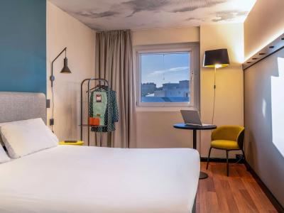 Ibis Malaga Centro Ciudad - 41