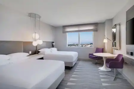 Hyatt Regency Los Angeles International Airport - 3