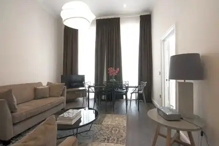 Manson Place - 112