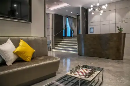 The Regency, Rome, a Tribute Portfolio - 14