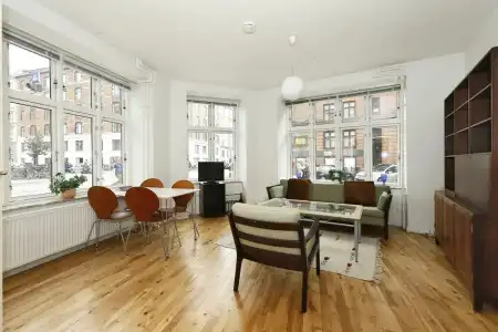 9 Små Hjem - 6