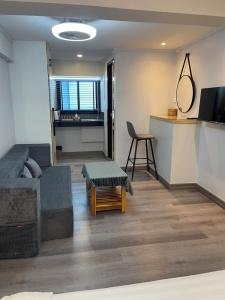 Acozyposhtel - 126