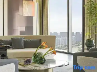 Four Seasons At Centre - 13