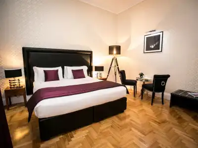 Minerva Relais - 64