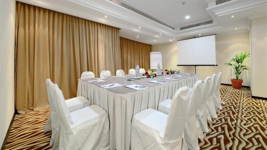 Al Majaz Premiere Apartment - 15