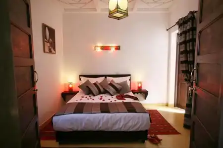 Riad Shaloma - 21