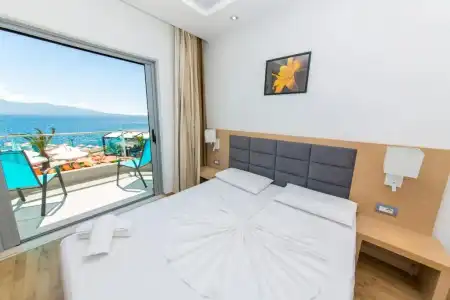 Saranda Palace - 101