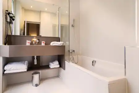 Hôtel Chambellan Morgane - 8