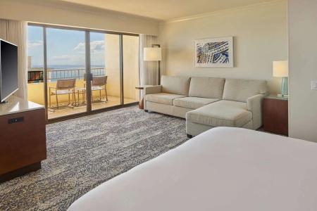 Hilton Hawaiian Village Waikiki Beach Resort - 432