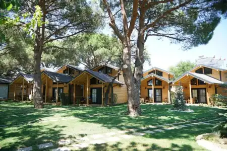 Pino Mar Luxury Bungalows - 25