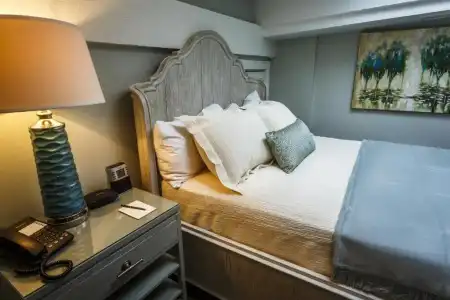 Olde Harbour Inn, Historic Inns of Savannah. - 49