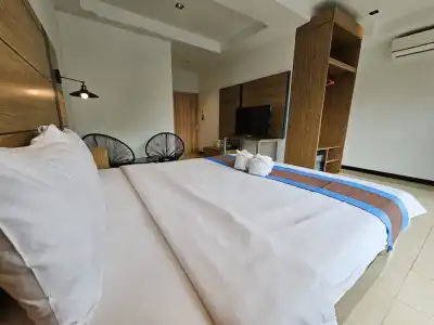 The Base Pattaya Horizon Inn - 13