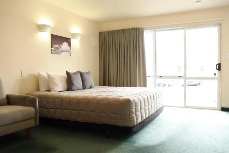 Fountain Court Motel - 20