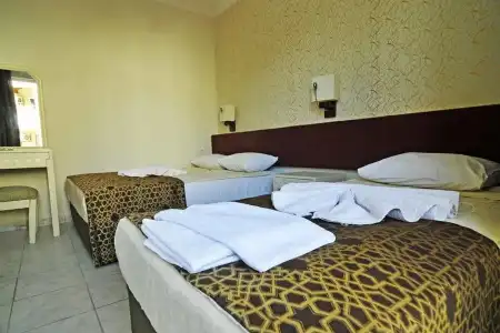 Sun Kiss Otel - 4