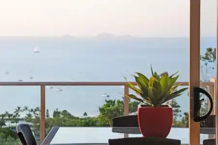 Whitsunday Reflections Apartments - 203
