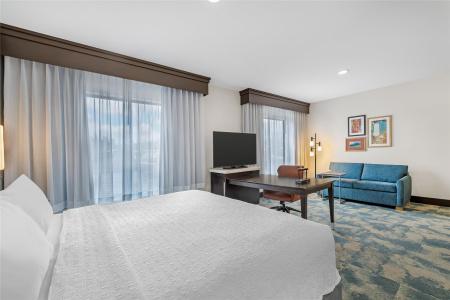 Hampton Inn & Suites Bend - 59