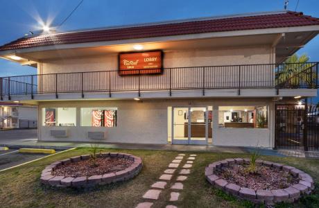 Red Roof Inn Phoenix - Midtown - 3