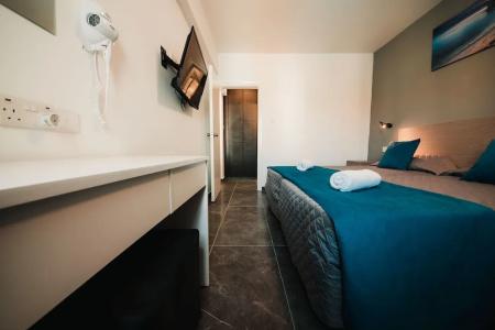A. Maos Apartments - 131
