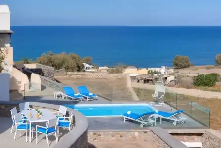 Queen of Santorini - 15